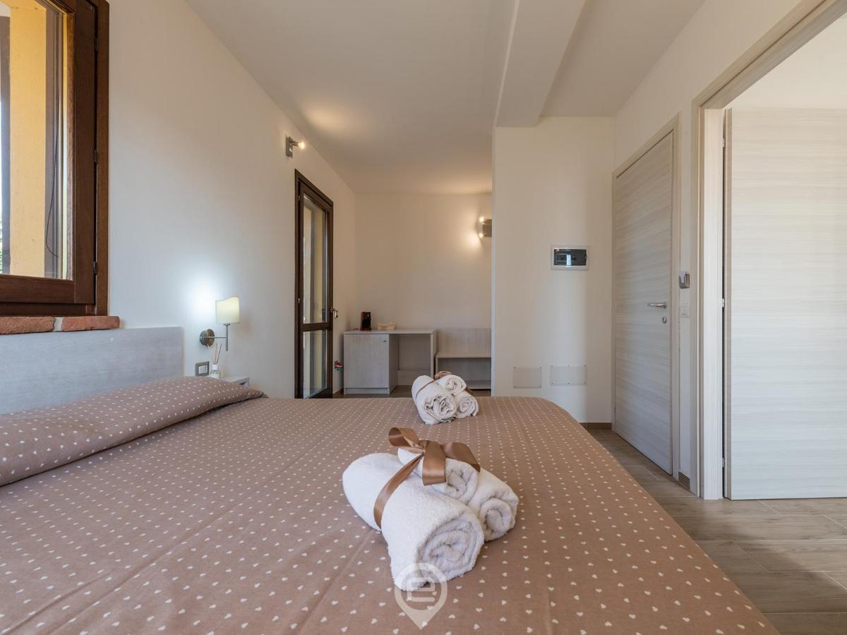 Villa Monica - Suites 이글레시아스 외부 사진